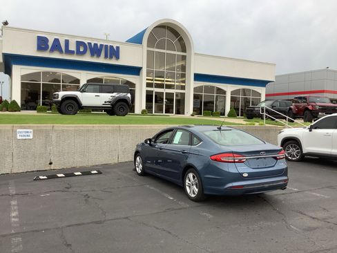 Used 2018 Ford Fusion S FWD image 5