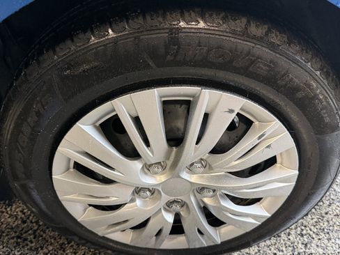 Used 2023 Kia Rio S FWD image 27
