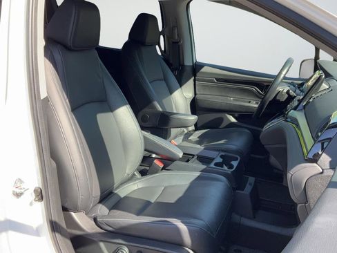 Used 2024 Honda Odyssey Touring image 19