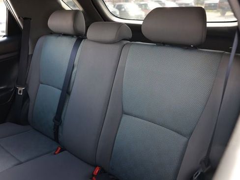 Used 2010 Toyota Matrix FWD image 11