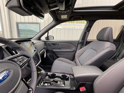 Used 2026 Subaru Forester Premium AWD/4WD image 41