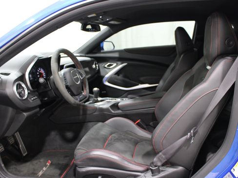 Used 2017 Chevrolet Camaro ZL1 RWD image 3