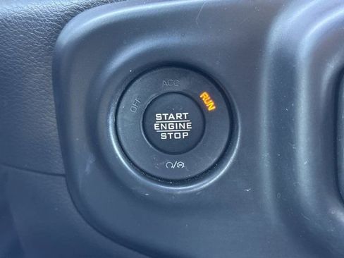 Used 2022 Jeep Wrangler Unlimited Rubicon w/ LED Lighting Group image 20