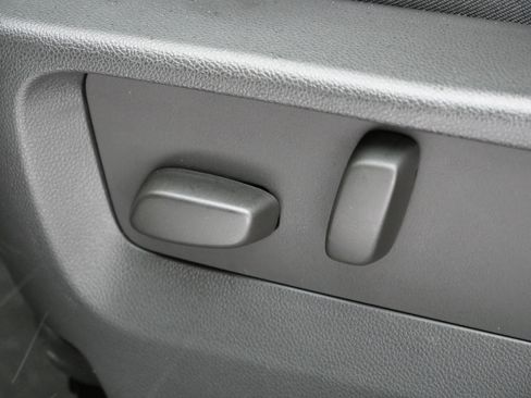 Used 2023 Buick Envision Essence image 19