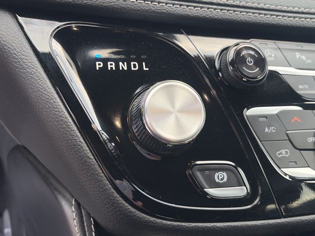 Used 2025 Chrysler Pacifica Limited FWD image 36