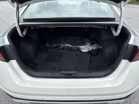 Certified 2025 Nissan Altima 2.5 SL FWD image 25