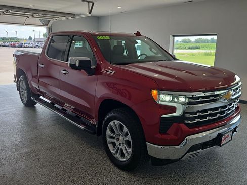 Used 2025 Chevrolet Silverado 1500 LTZ w/ LTZ Premium Package AWD/4WD image 2