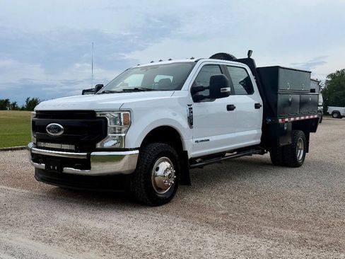 Used 2020 Ford F350 XL w/ Power Equipment Group AWD/4WD image 3