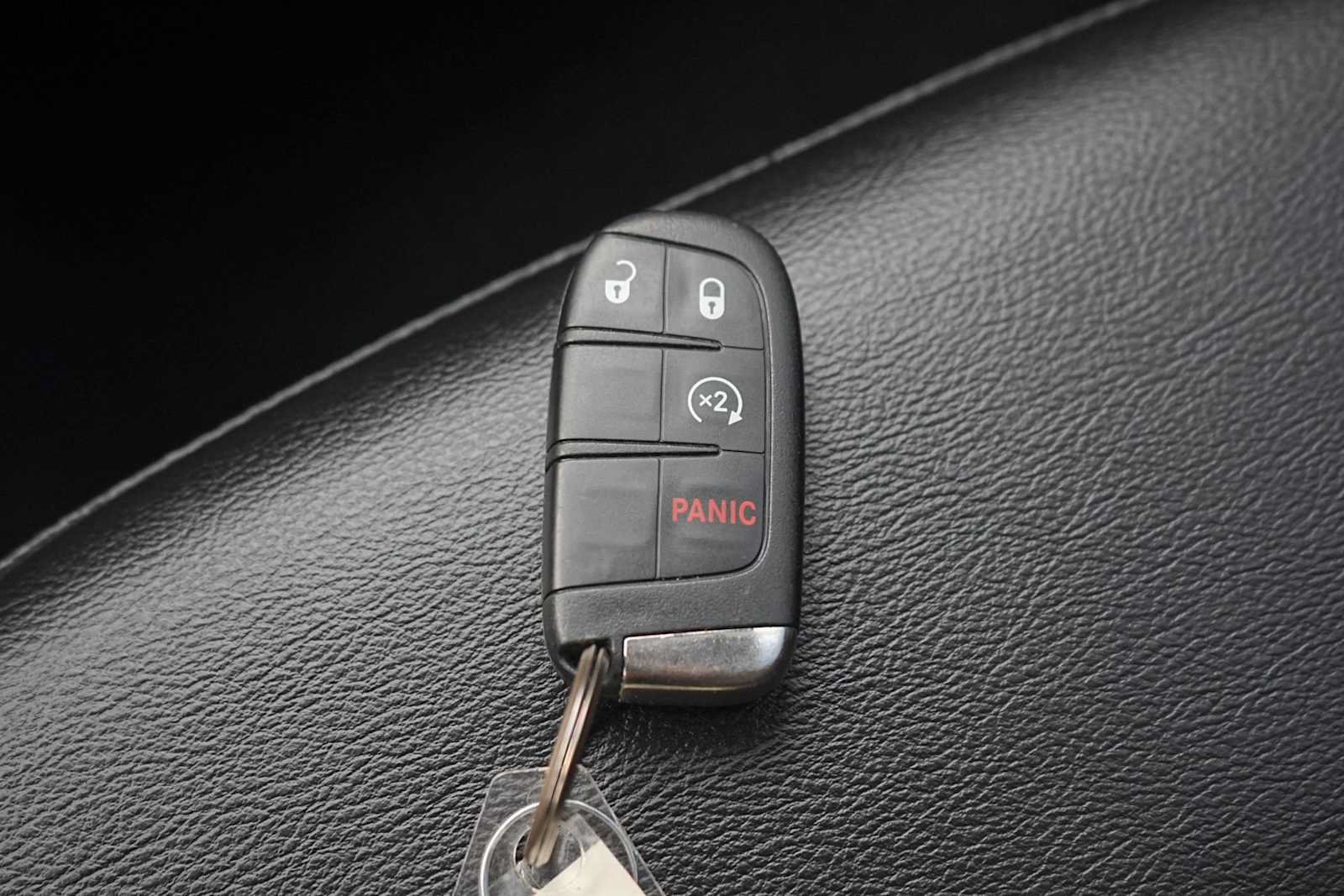 Used 2021 Jeep Compass Latitude w/ Convenience Group FWD image 28