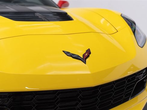 Used 2018 Chevrolet Corvette Z06 RWD image 21