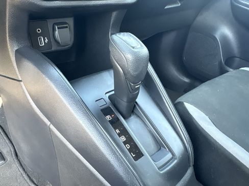 Used 2025 Nissan Versa S FWD image 15