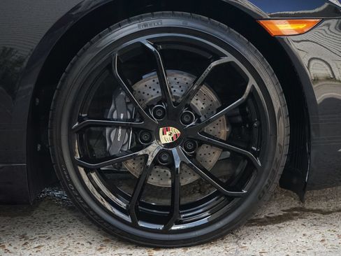 Used 2024 Porsche 718 Cayman RWD image 18