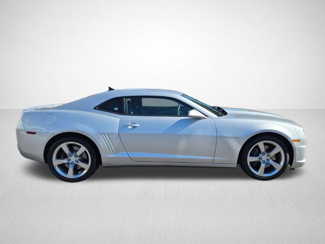 Used 2010 Chevrolet Camaro SS w/ RS Package RWD image 11