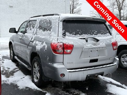 Used 2008 Toyota Sequoia SR5 image 4