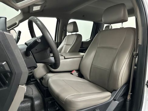 Used 2017 Ford F250 XL w/ Power Equipment Group AWD/4WD image 22