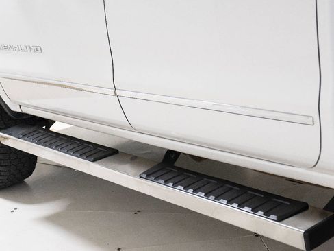 Used 2018 GMC Sierra 3500 Denali w/ Duramax Plus Package image 78