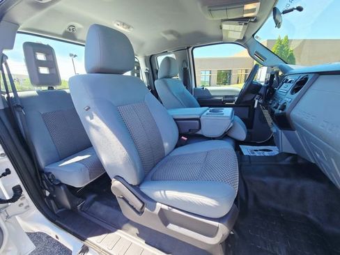 Used 2015 Ford F250 XL w/ Power Equipment Group image 19