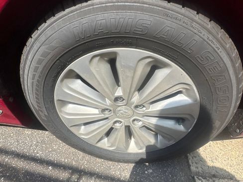 Used 2016 Hyundai Sonata SE FWD image 5