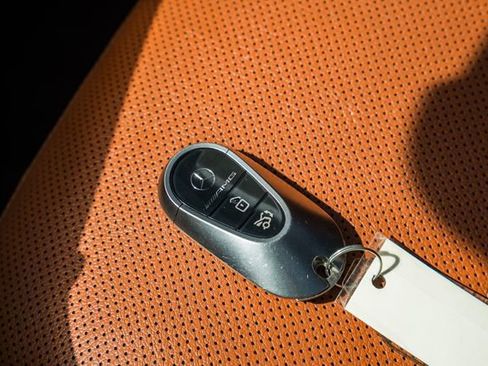 Used 2024 Mercedes-Benz GLC 43 AMG 4MATIC image 47