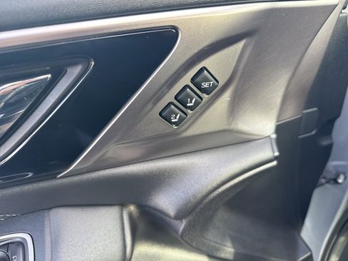 Used 2024 Subaru Outback Touring image 10