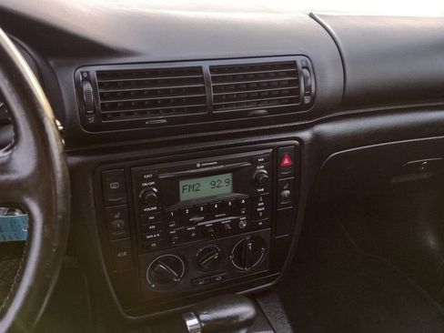 Used 2003 Volkswagen Passat GLS image 11