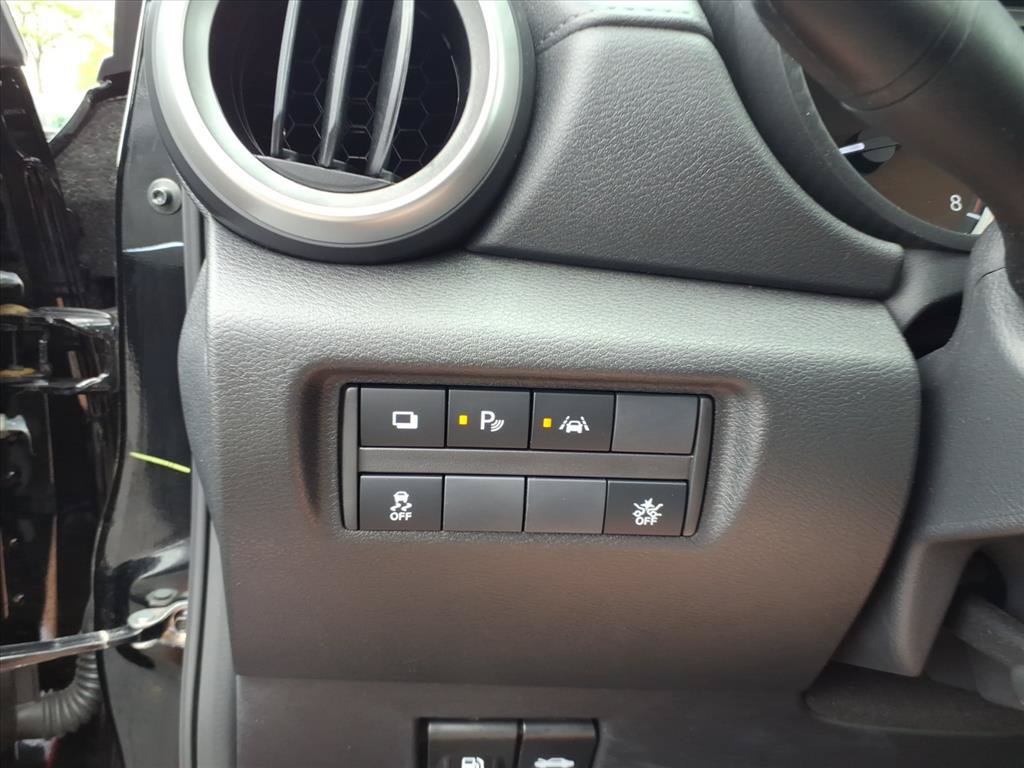 Used 2025 Nissan Versa S w/ Trunk Package FWD image 18