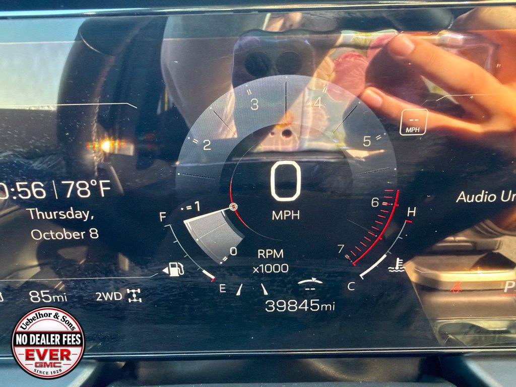 Used 2025 GMC Terrain Elevation AWD/4WD image 28