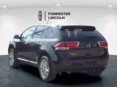 Used 2013 Lincoln MKX AWD image 5