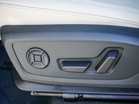 Used 2025 Audi Q3 2.0T Premium w/ Convenience Package image 20