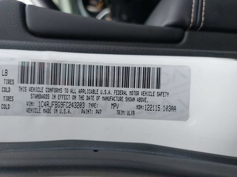 Used 2015 Jeep Grand Cherokee Limited AWD/4WD image 36