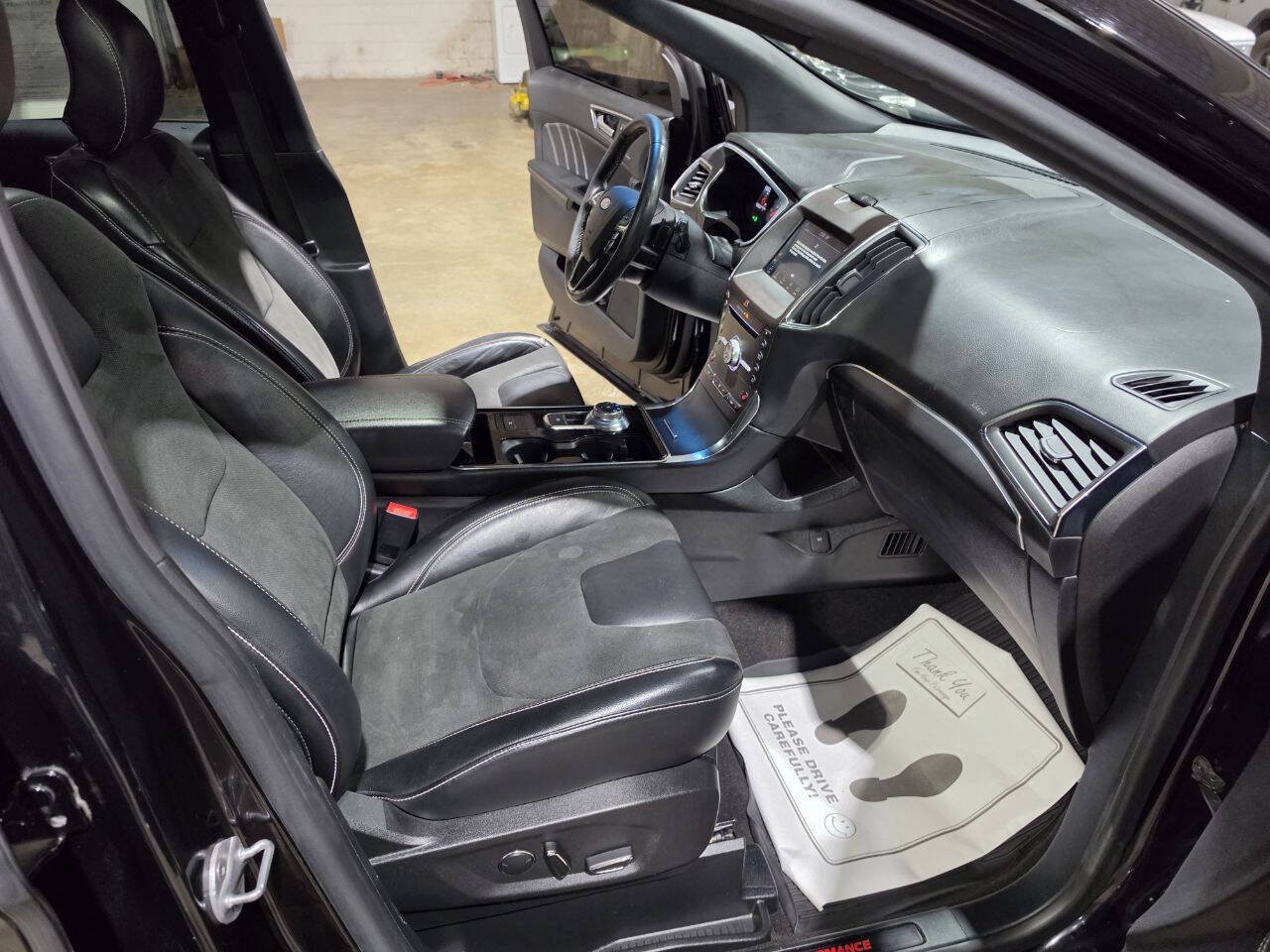Used 2019 Ford Edge ST w/ Convenience Package AWD/4WD image 33