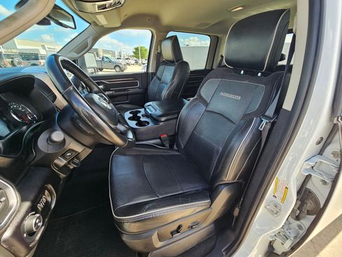 Used 2024 RAM 2500 Laramie image 15