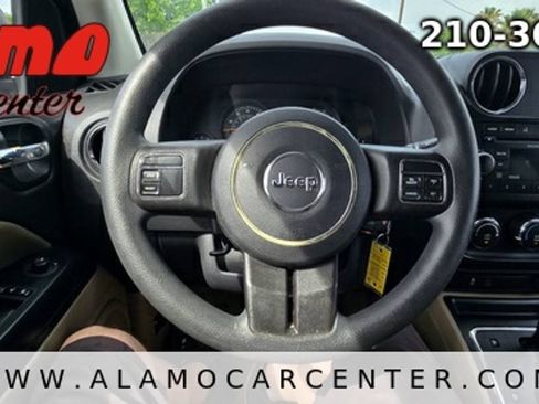Used 2016 Jeep Compass Sport w/ Power Value Group FWD image 32
