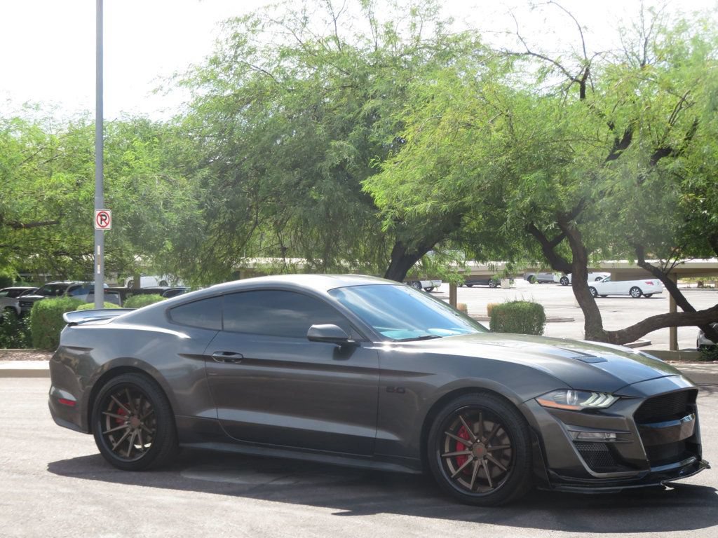 Used 2019 Ford Mustang GT RWD image 4