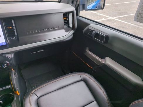 Used 2023 Ford Bronco Badlands image 17