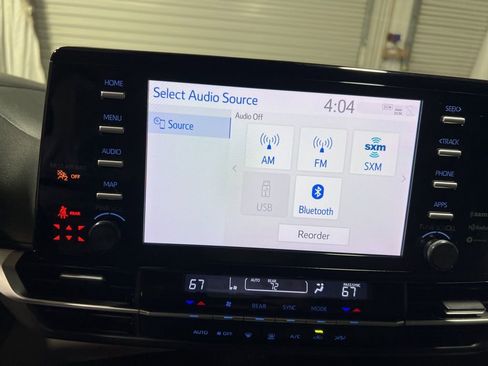 Used 2022 Toyota Sienna LE image 33