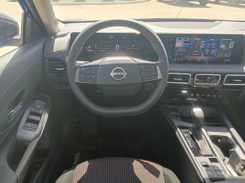 New 2026 Nissan Sentra SR w/ Floor Mat Package FWD image 14