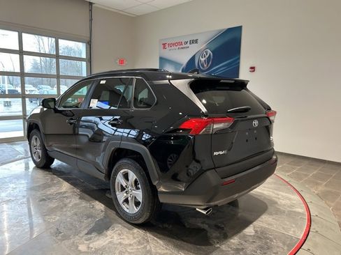 New 2025 Toyota RAV4 XLE image 5