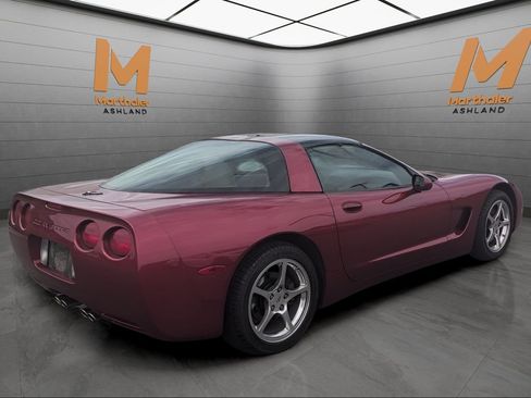 Used 2000 Chevrolet Corvette Coupe w/ Roof Pkg RWD image 5