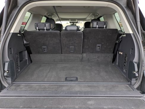 Used 2025 Lincoln Navigator Reserve AWD/4WD image 30