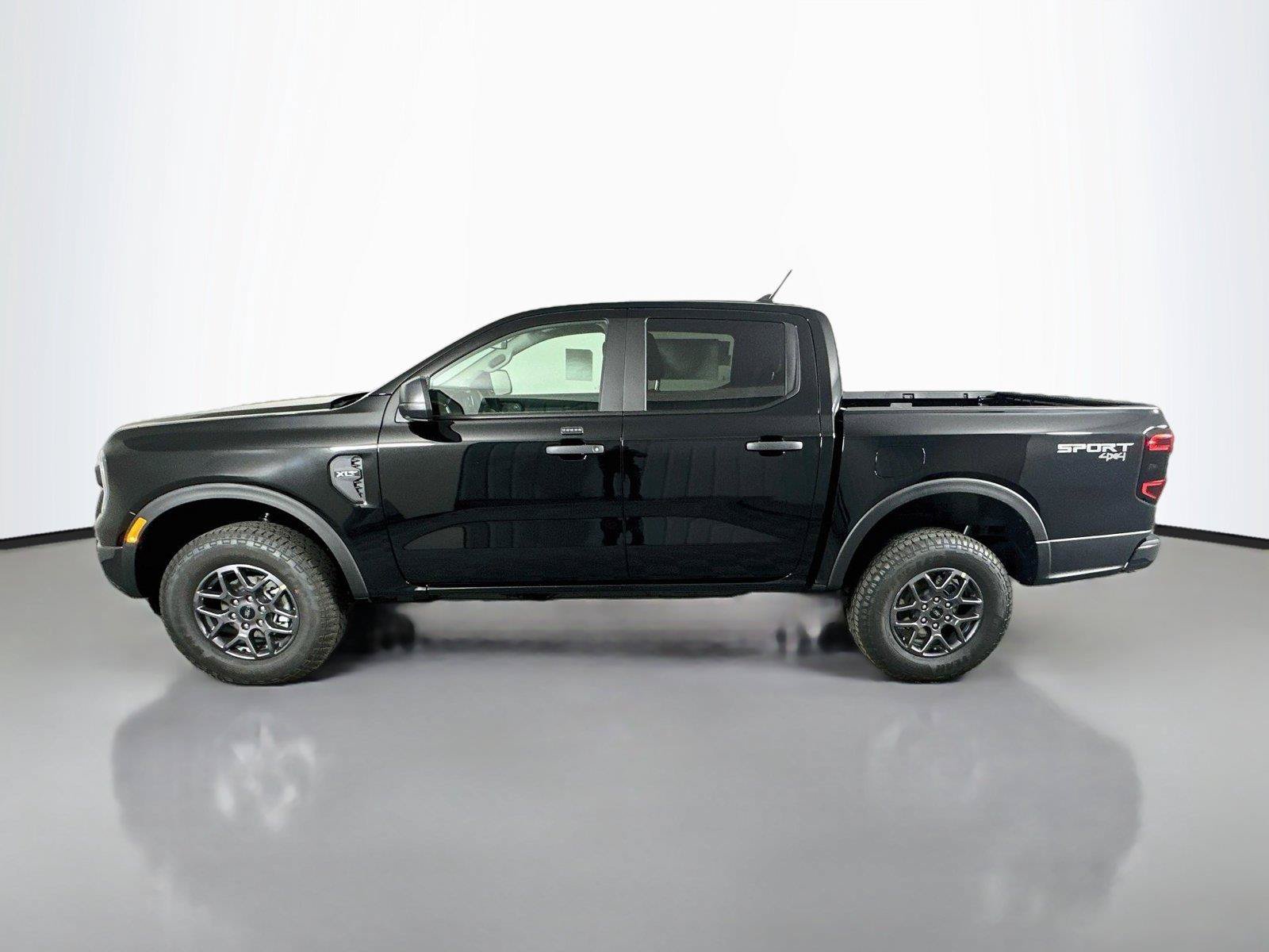 New 2026 Ford Ranger XLT w/ Equipment Group 301A High AWD/4WD image 7