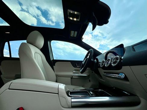 Certified 2026 Mercedes-Benz GLA 250 4MATIC image 17