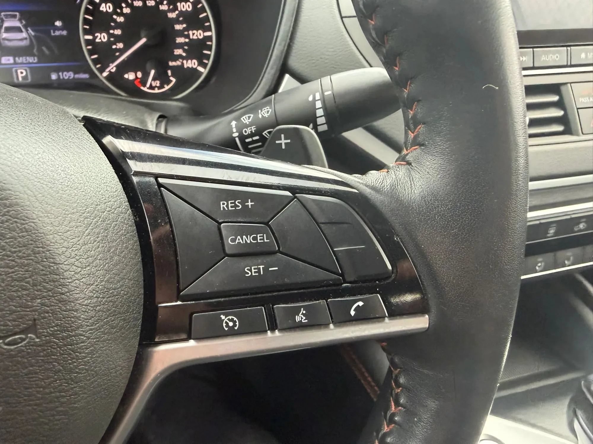 Used 2020 Nissan Altima 2.5 SR FWD image 14