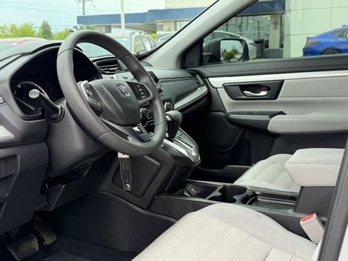 Used 2018 Honda CR-V LX image 7