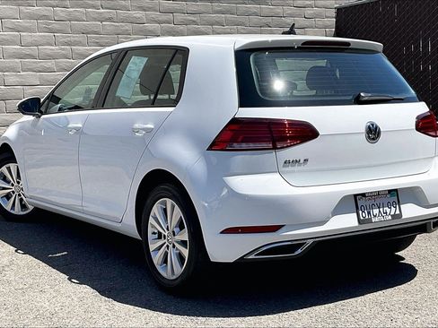 Certified 2021 Volkswagen Golf 4-Door FWD image 10