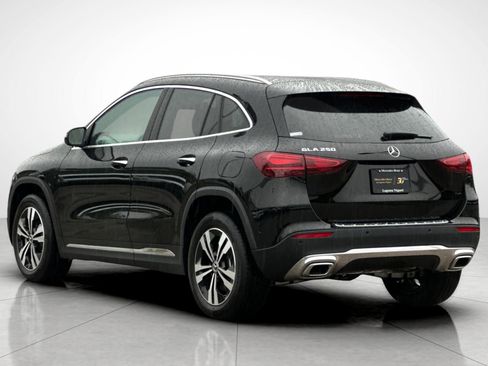 Certified 2025 Mercedes-Benz GLA 250 image 12