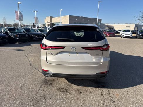 Used 2024 MAZDA CX-90 3.3 Turbo w/ Preferred Plus image 6