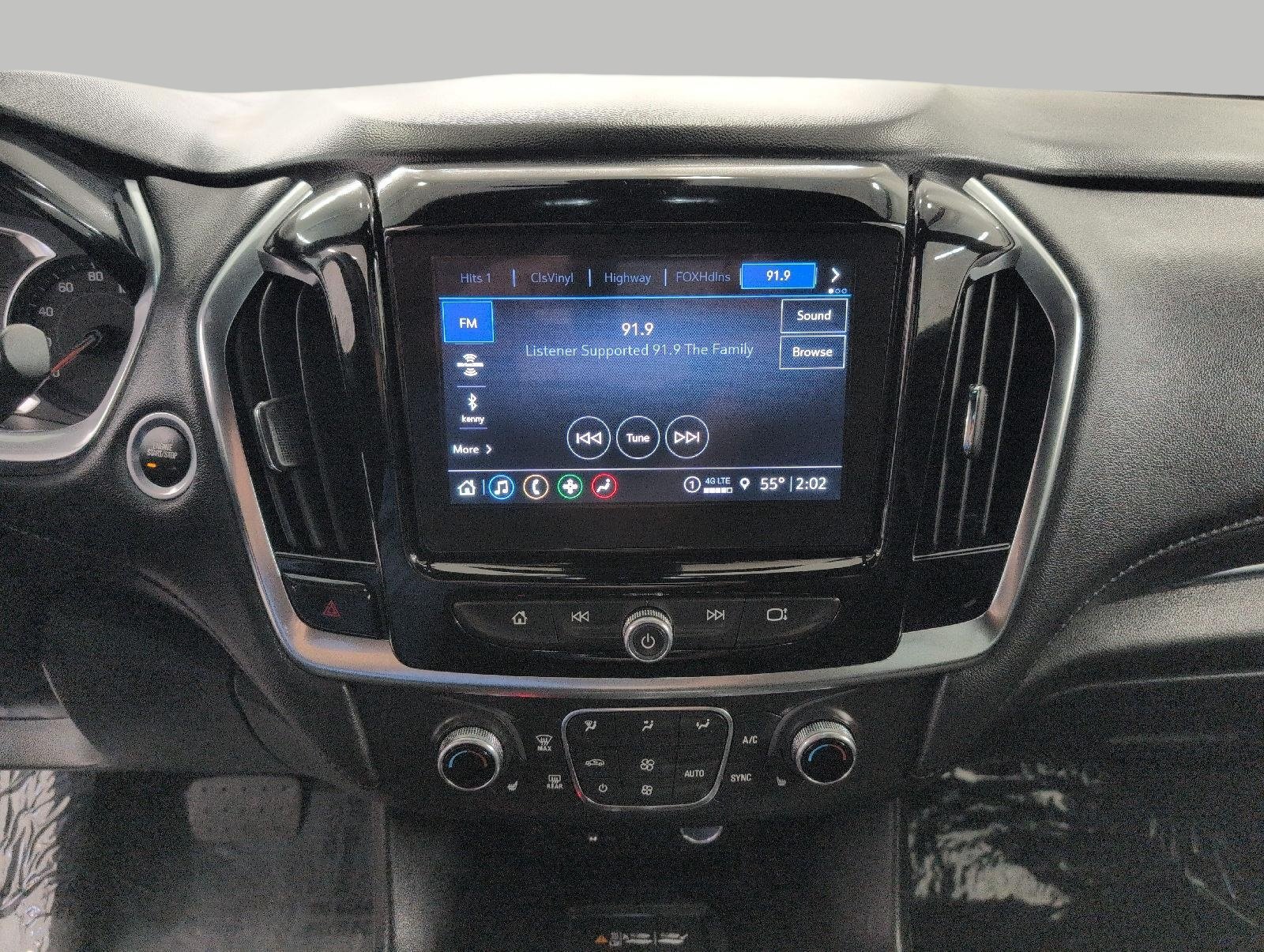 Used 2023 Chevrolet Traverse LT AWD/4WD image 8