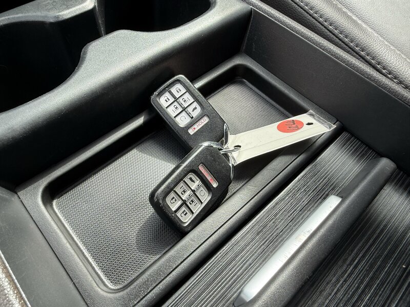 Used 2020 Honda Odyssey Touring image 9