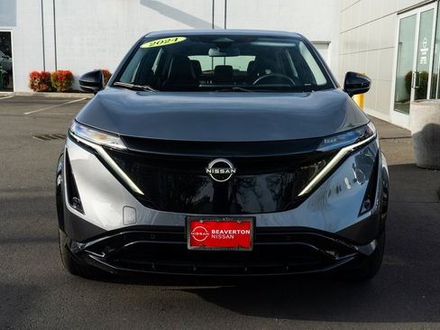 Used 2024 Nissan Ariya AWD image 2